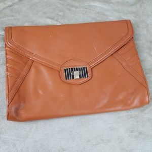 Danielle Nicole Clutch